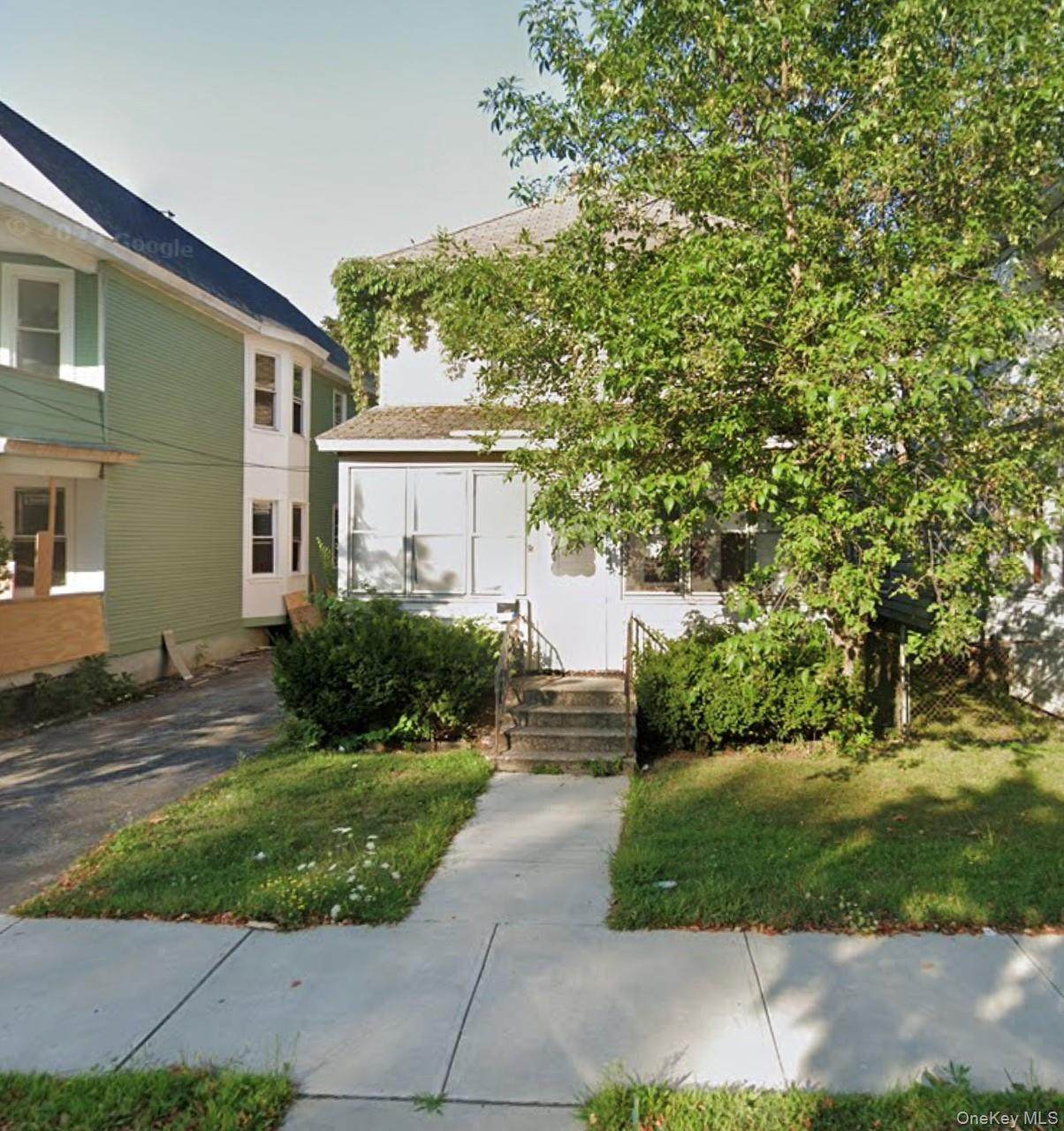 56 Southern Blvd - Photo 1