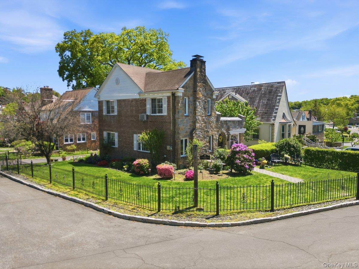 51 Cumberland Drive - Photo 1