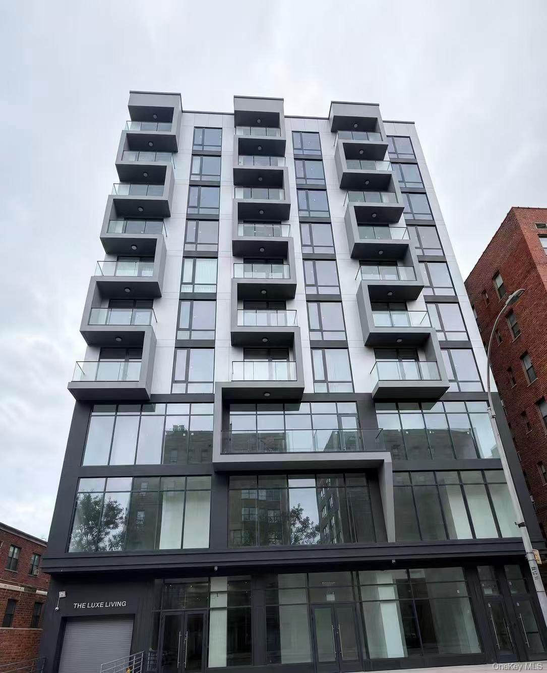 134-11 Franklin Avenue - Photo 1