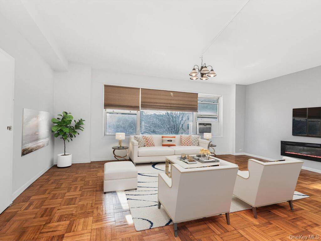 8 Fordham Hill Oval - Photo 1