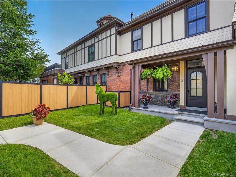 122 Regent Street - Photo 1
