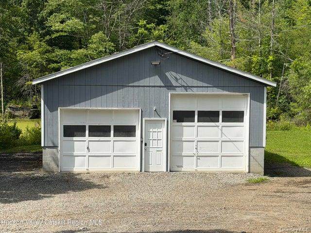 37 Beesmer Road - Photo 1