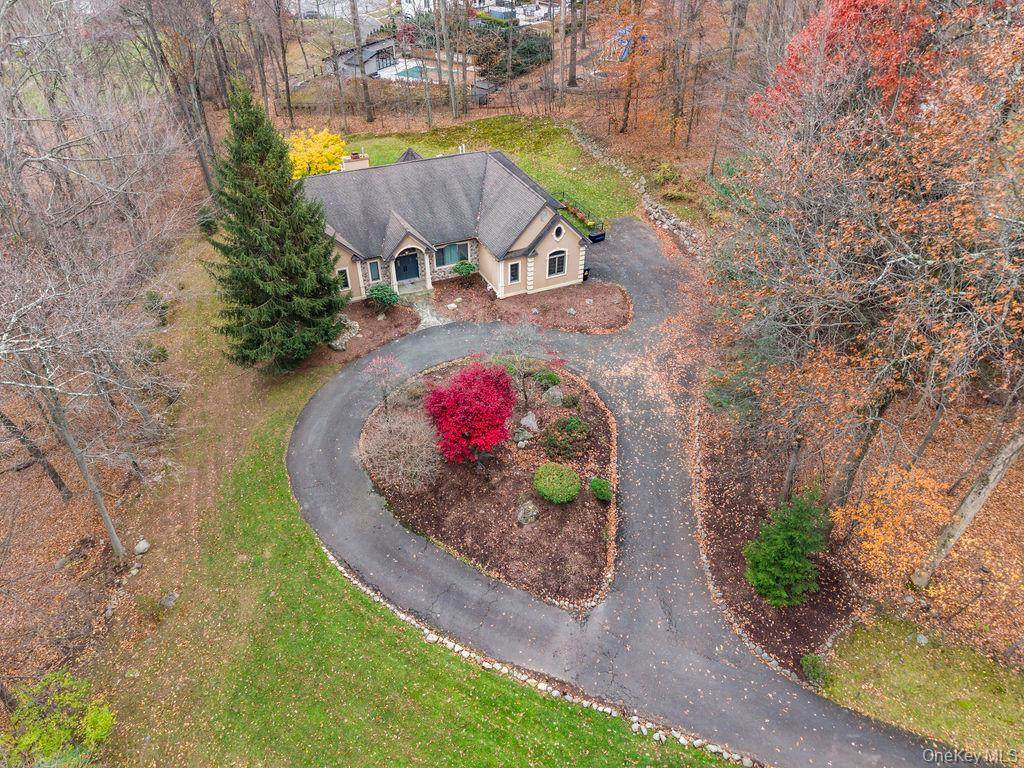 16 De Baun Avenue - Photo 1