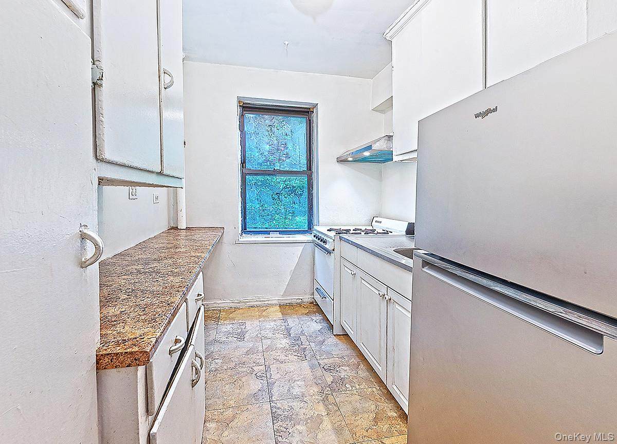 3017 Riverdale Avenue - Photo 1