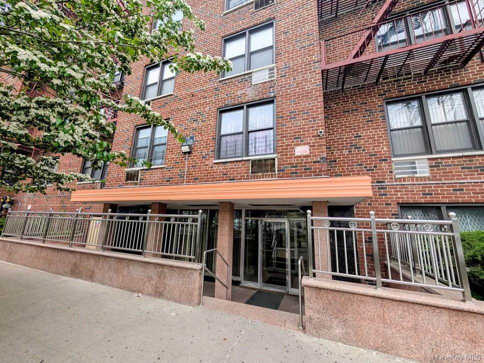 170-06 88th Avenue - Photo 1