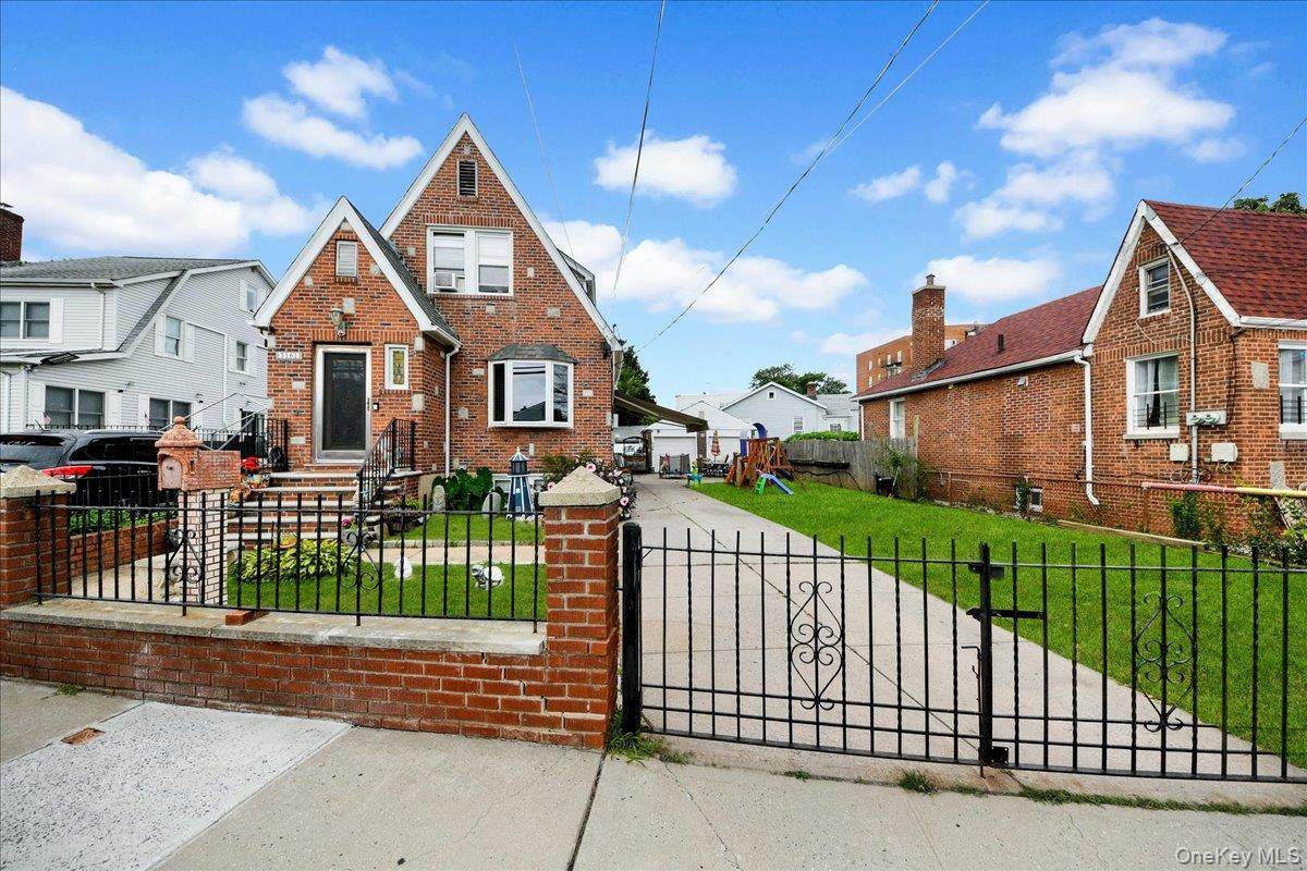 3161 Wissman Avenue - Photo 1