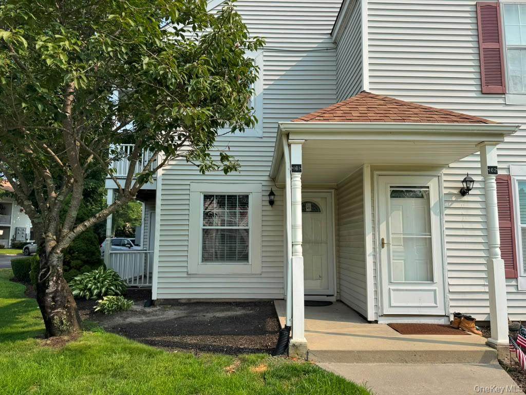161 Fairview Circle - Photo 1
