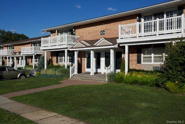 2 Claire Court - Photo 1