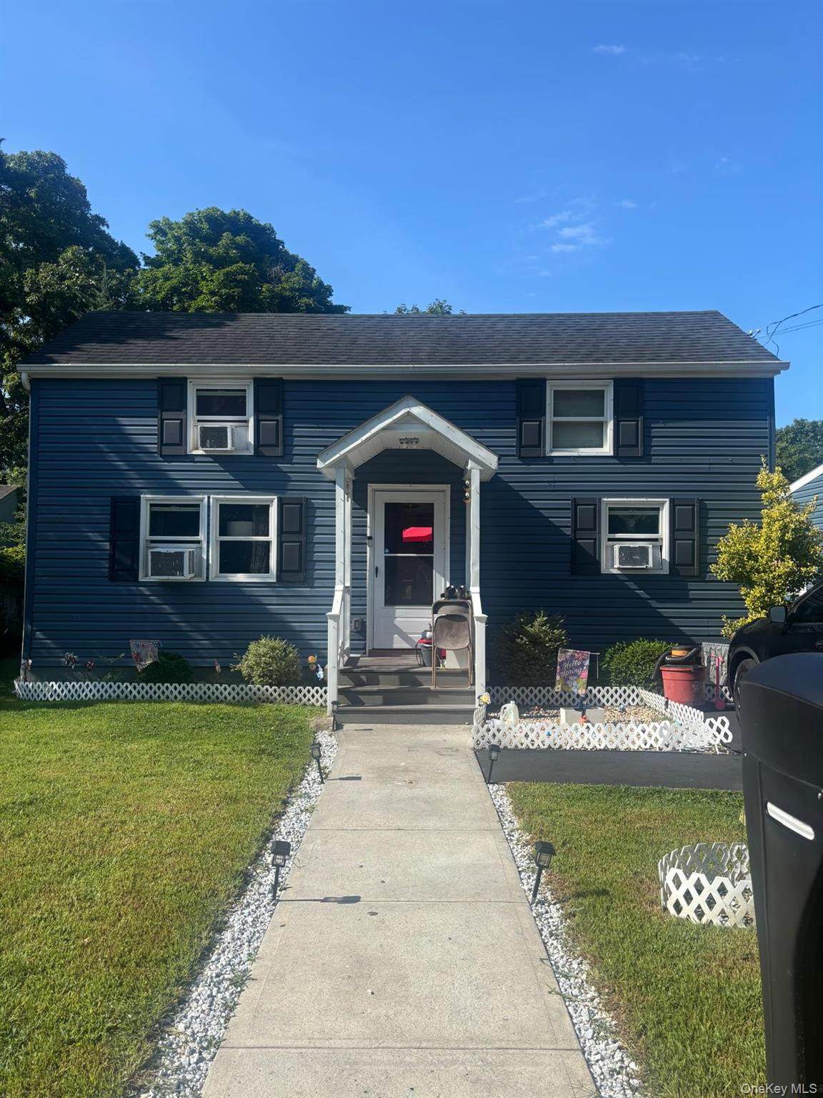 16 Bellport Street - Photo 1