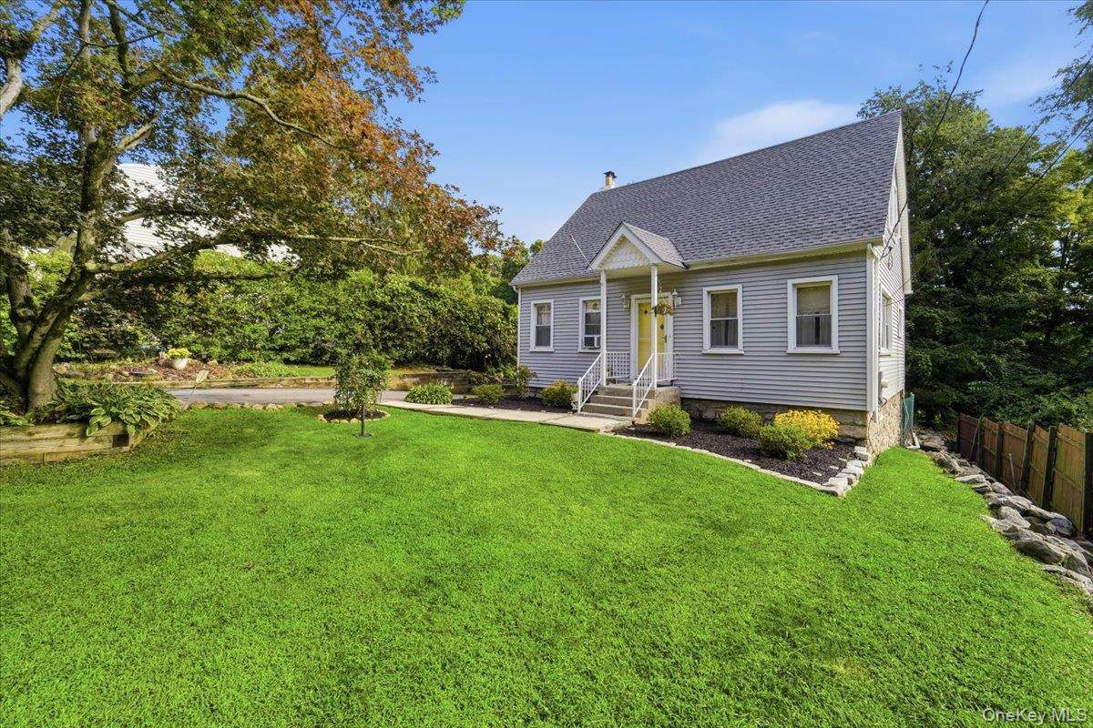 9 Lawrence Drive - Photo 1