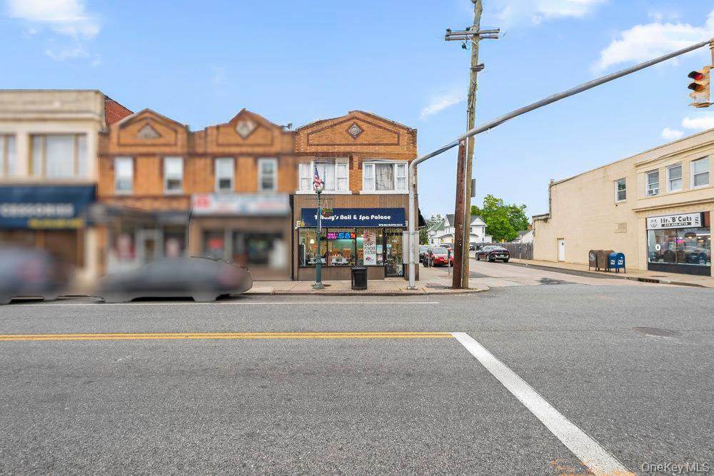 120 Rockaway Avenue - Photo 1