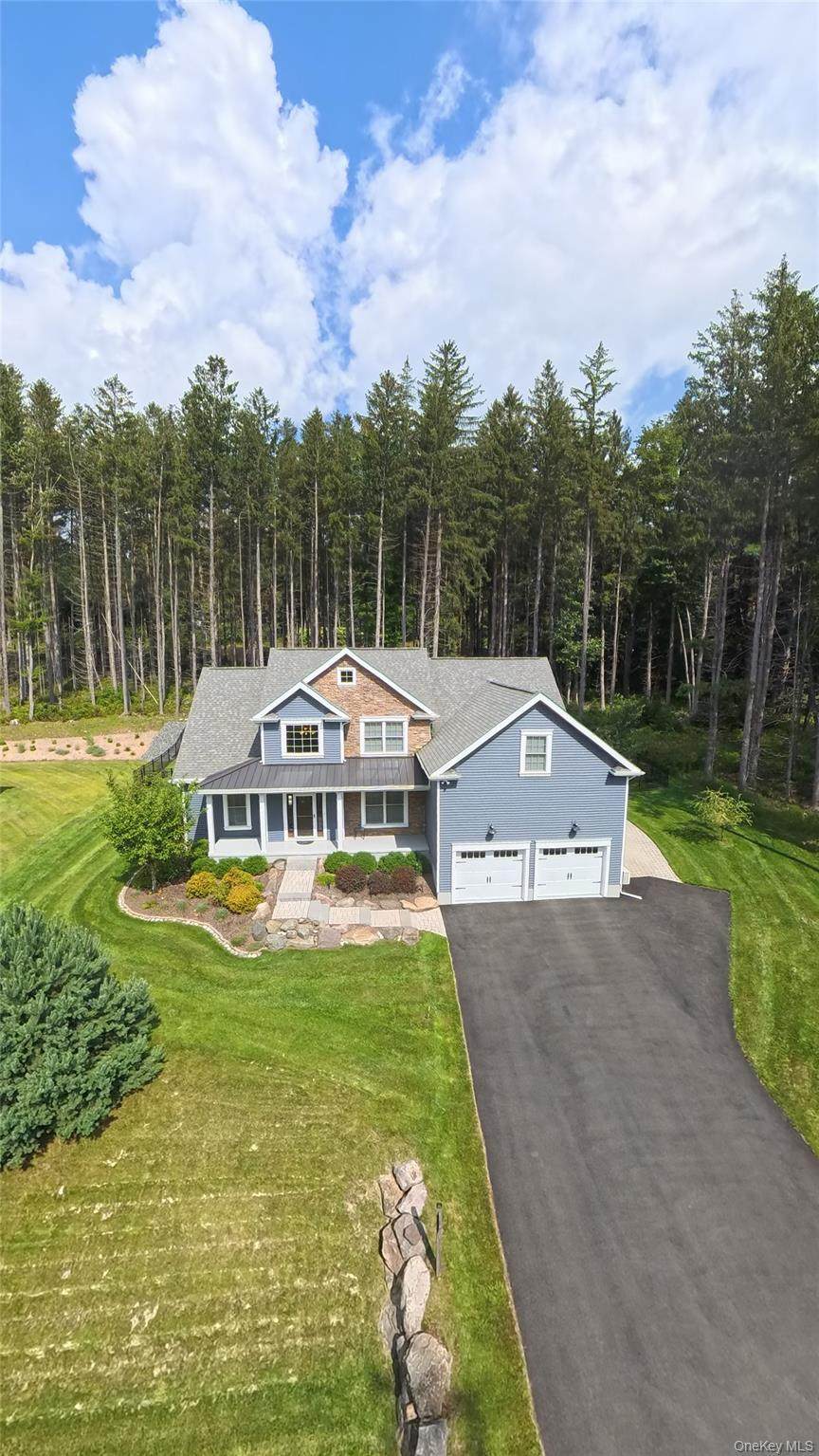 142 Lexington Lane - Photo 1