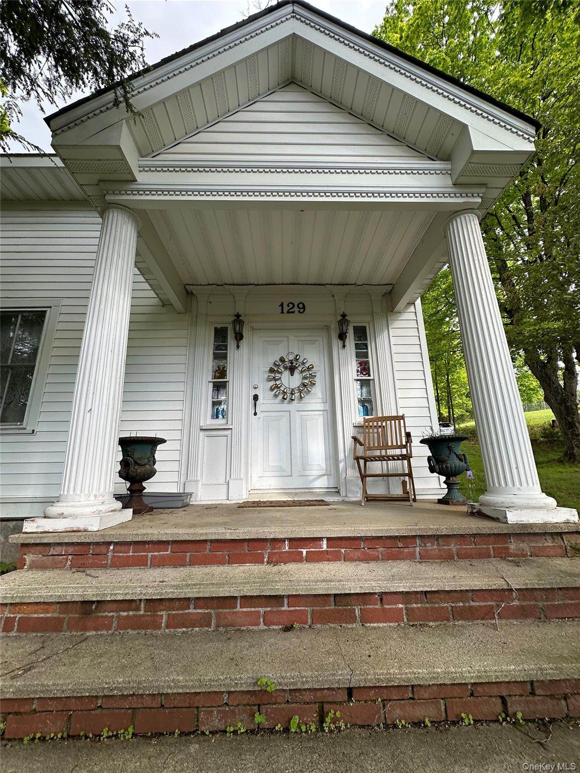 129 Blooms Corners Road - Photo 1