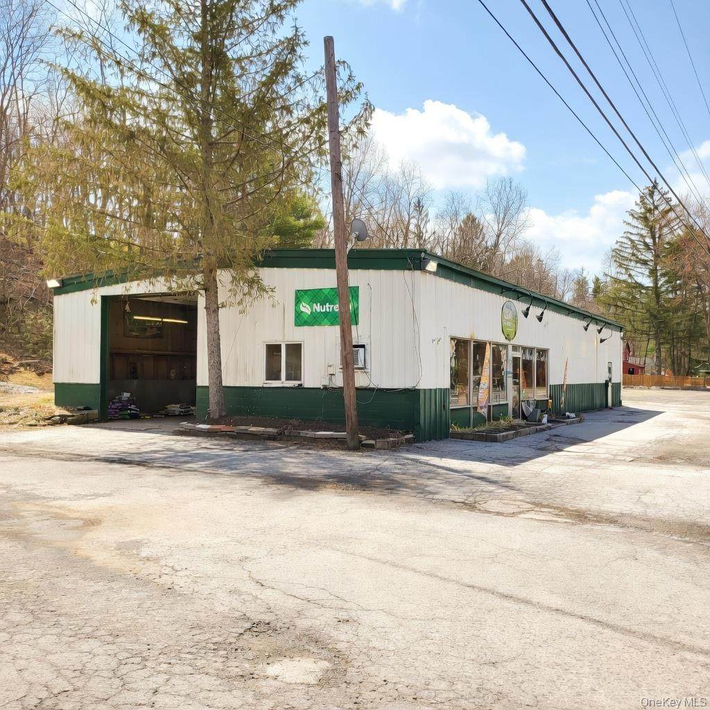 609 Route 208 - Photo 1