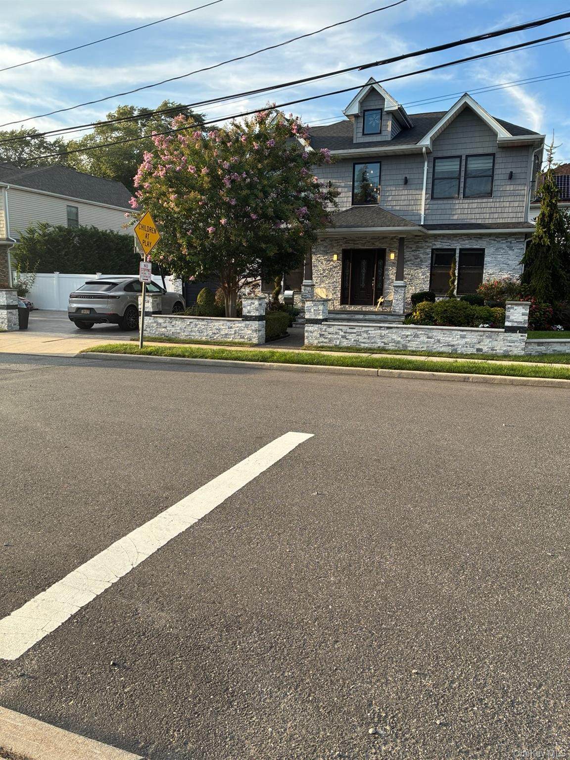 https://bt-photos.global.ssl.fastly.net/wpmls/orig_boomver_1_1046676-1.jpg