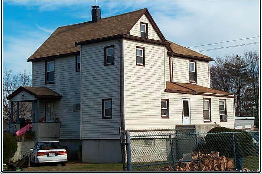 111 Wahl Avenue - Photo 1