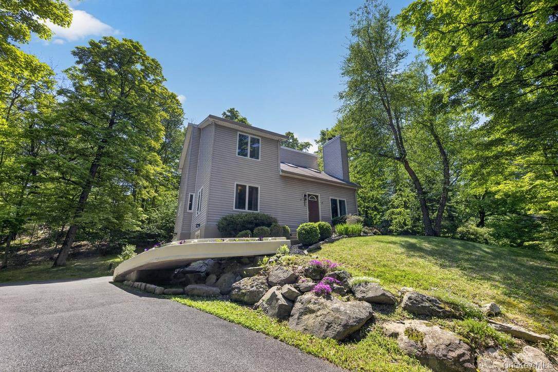 305 Oak Lane - Photo 1