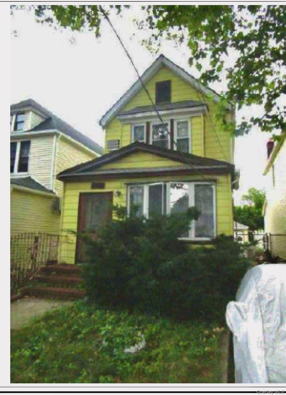 62-95 Austin Street - Photo 1