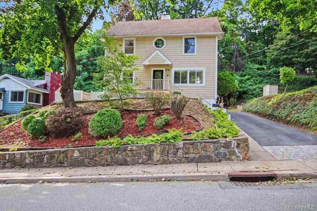 81 Snowden Avenue - Photo 1