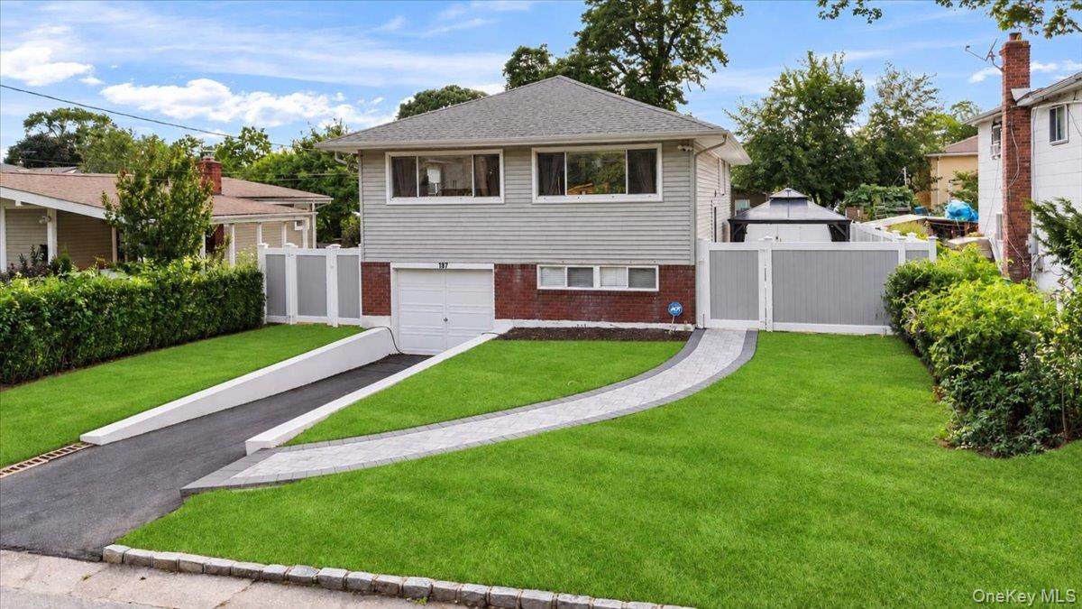 187 Catherine Street - Photo 1