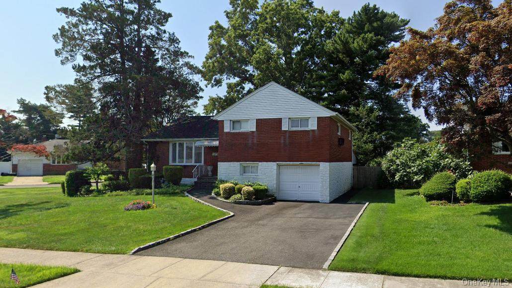 47 Felice Crescent - Photo 1
