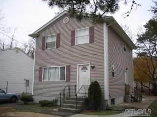 455 45Th Street - Photo 1