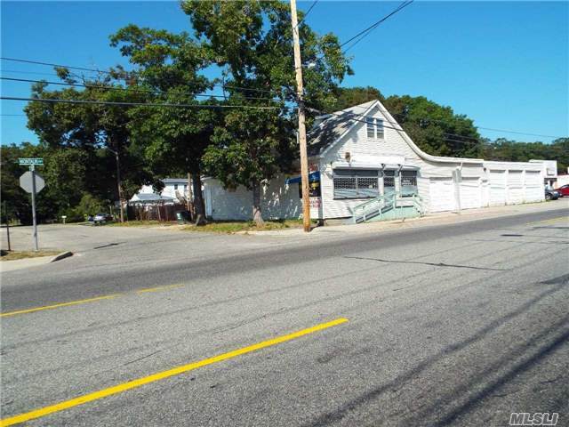 1555 Montauk Highway - Photo 1