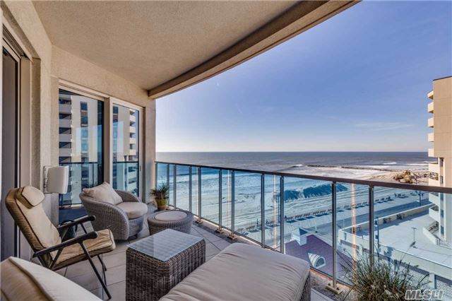 403 Boardwalk - Photo 1