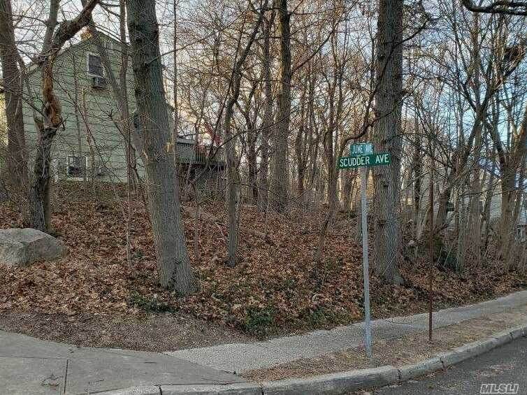 Scudder Avenue - Photo 1