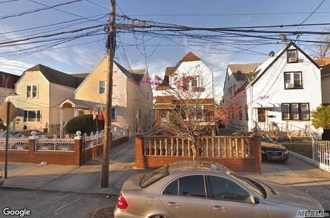 94-08 210 St - Photo 1