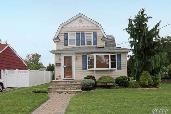 2327 Lafayette - Photo 1