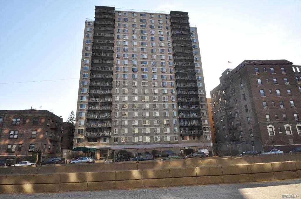 118-18 Union Turnpike - Photo 1