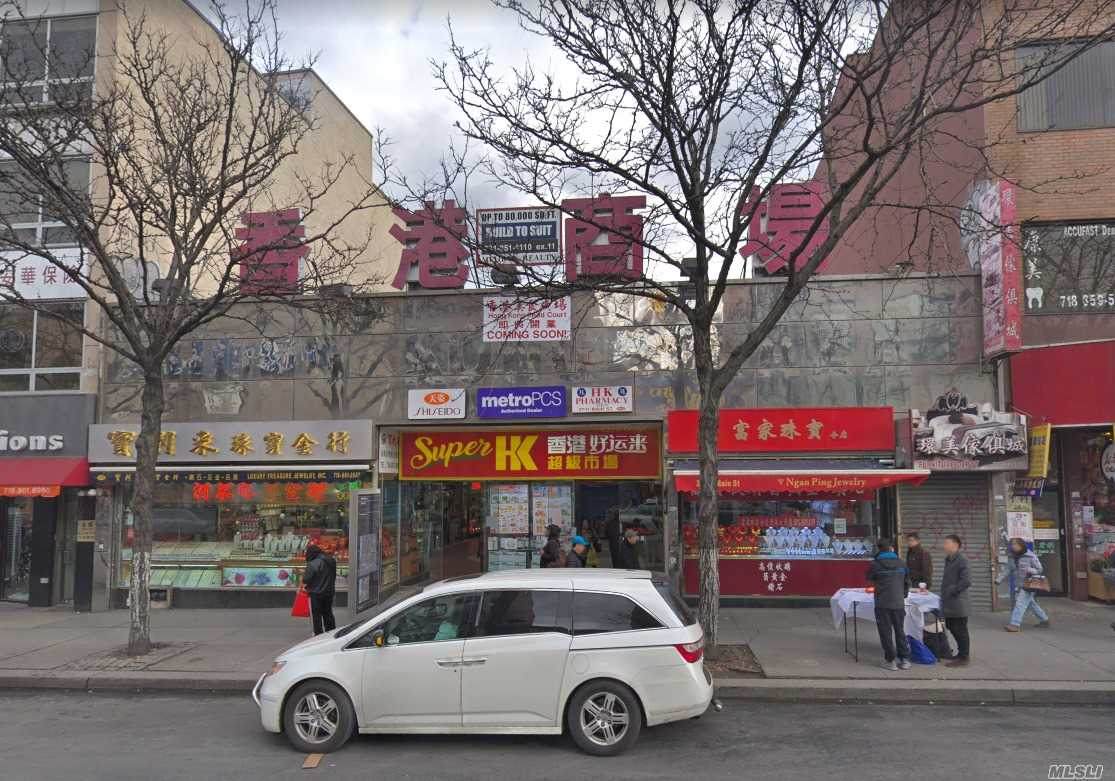 37-11 Main Street - Photo 1