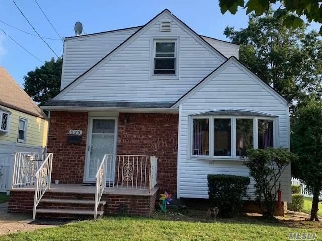 523 8th Street - Photo 1