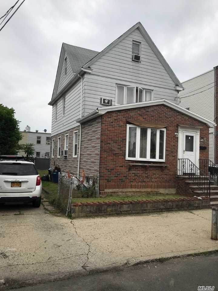 95-18 103rd Street - Photo 1