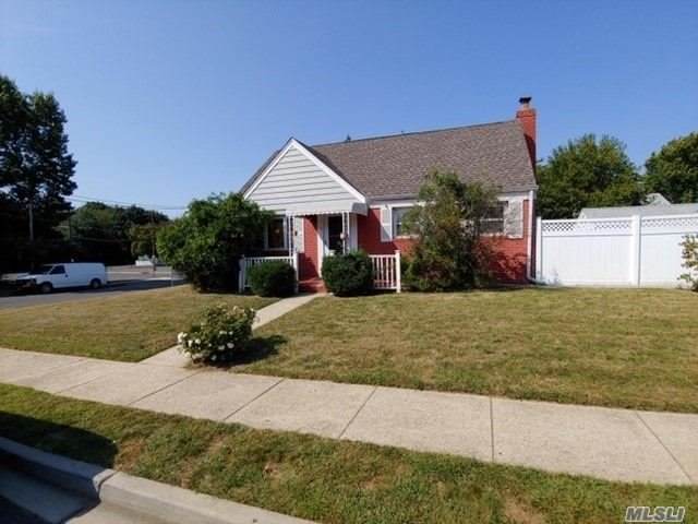 215 Sterling Road - Photo 1