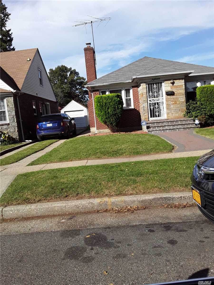 15 Tompkins Place - Photo 1