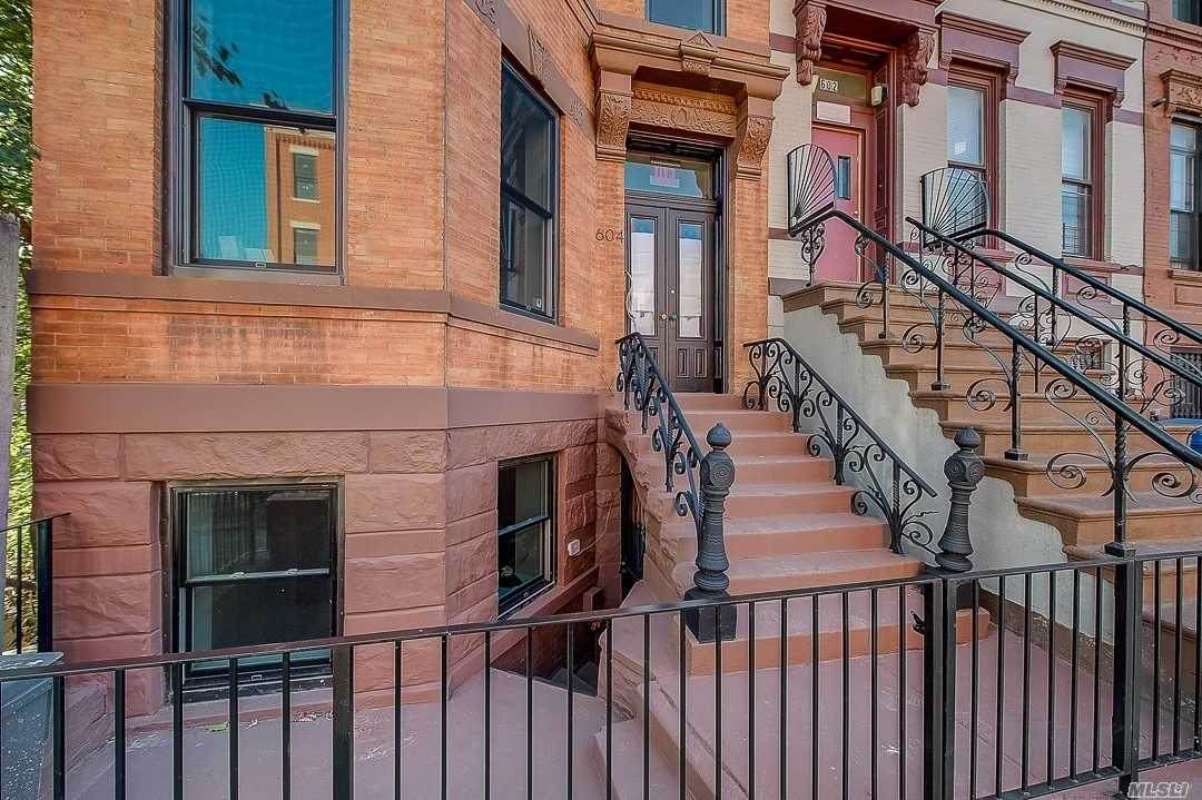 604 Quincy Street - Photo 1