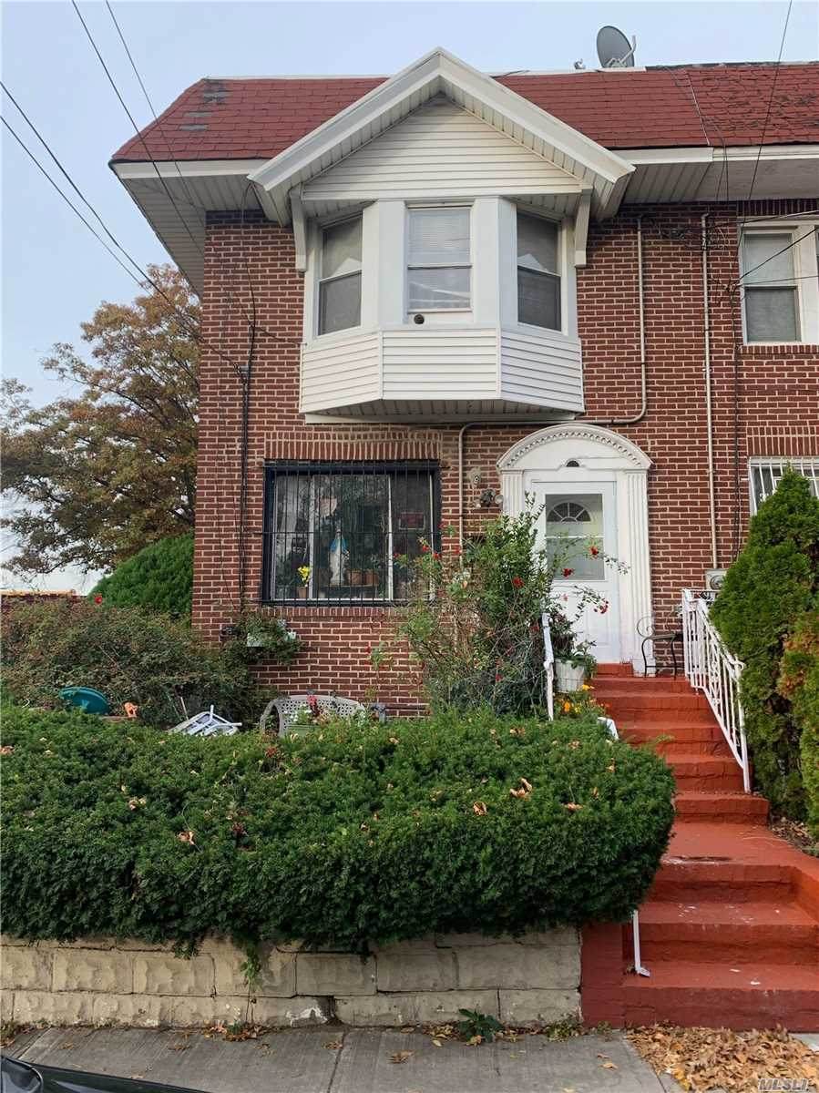 93-16 95 Street - Photo 1