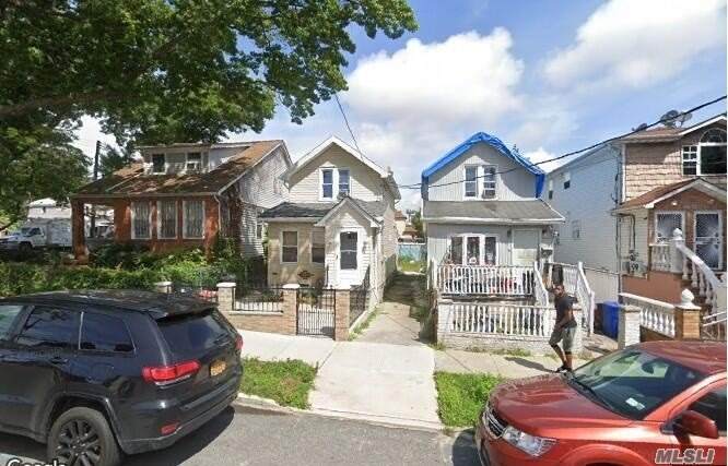 135-05 Foch Blvd - Photo 1