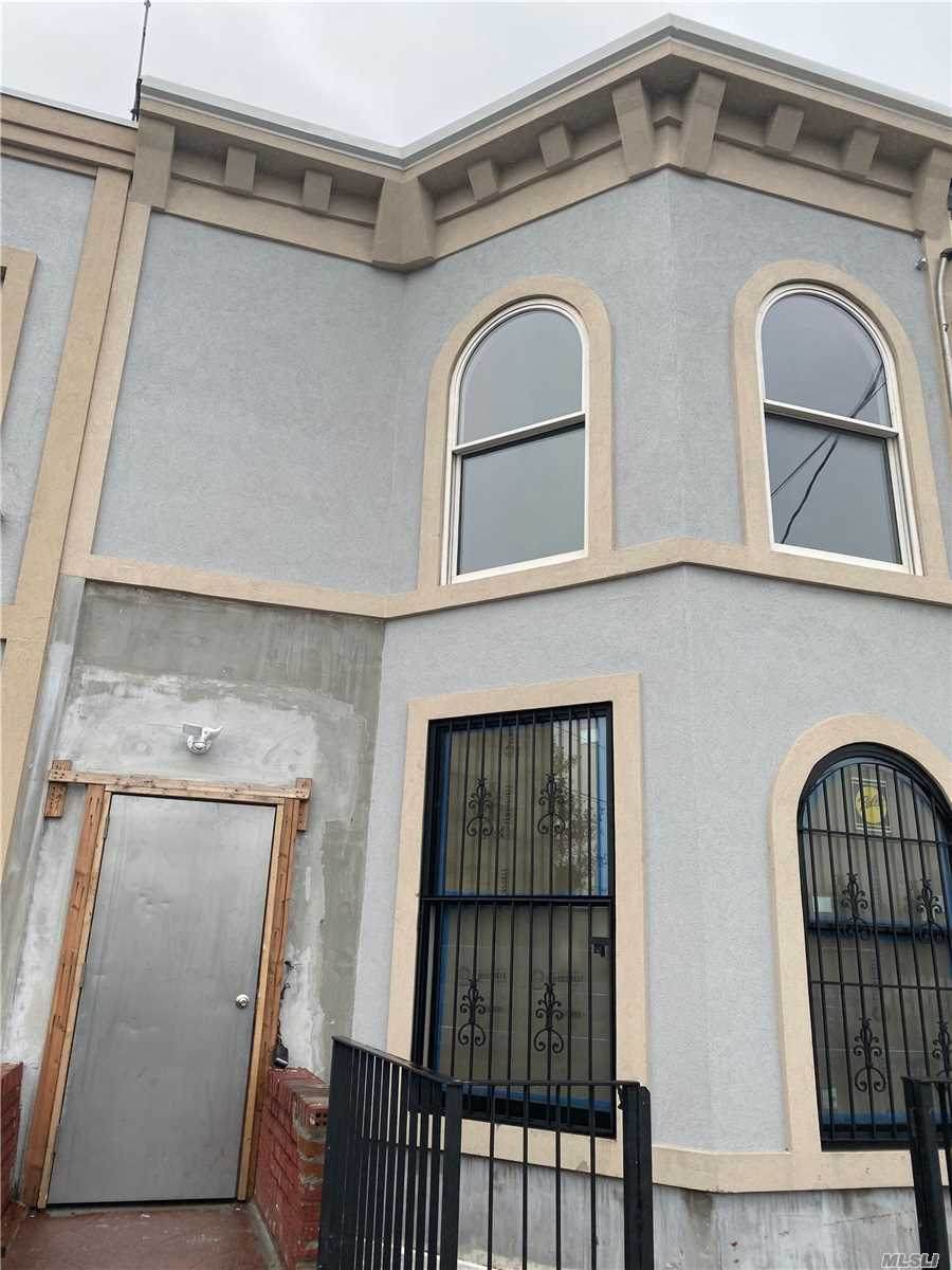 560 Fountain - Photo 1