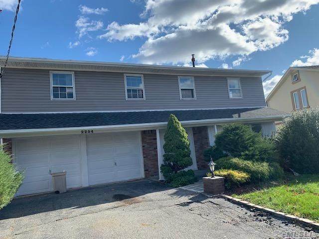 2254 Elliot Street - Photo 1
