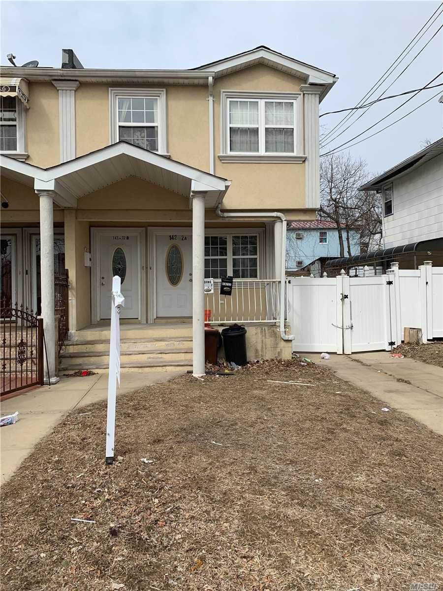 142-32 254 Street - Photo 1