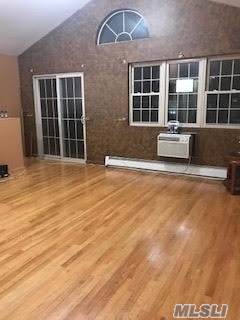 456 Berriman - Photo 1