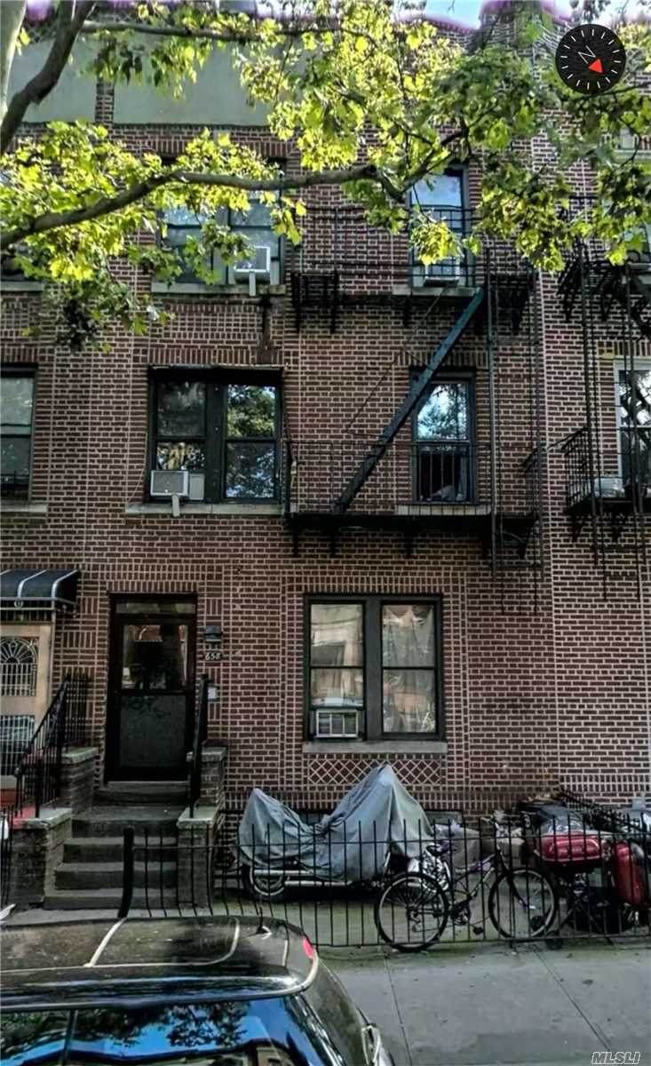 658 46th Street - Photo 1