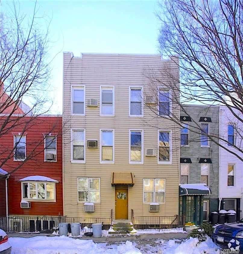 192 Kent Street - Photo 1