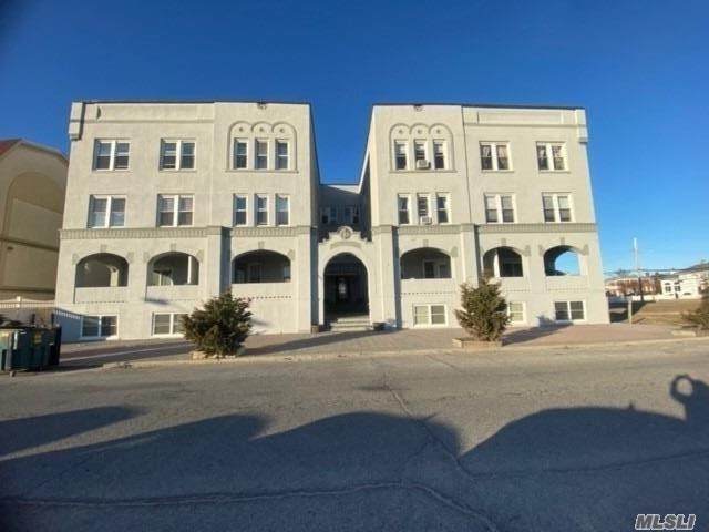 315 Broadway - Photo 1