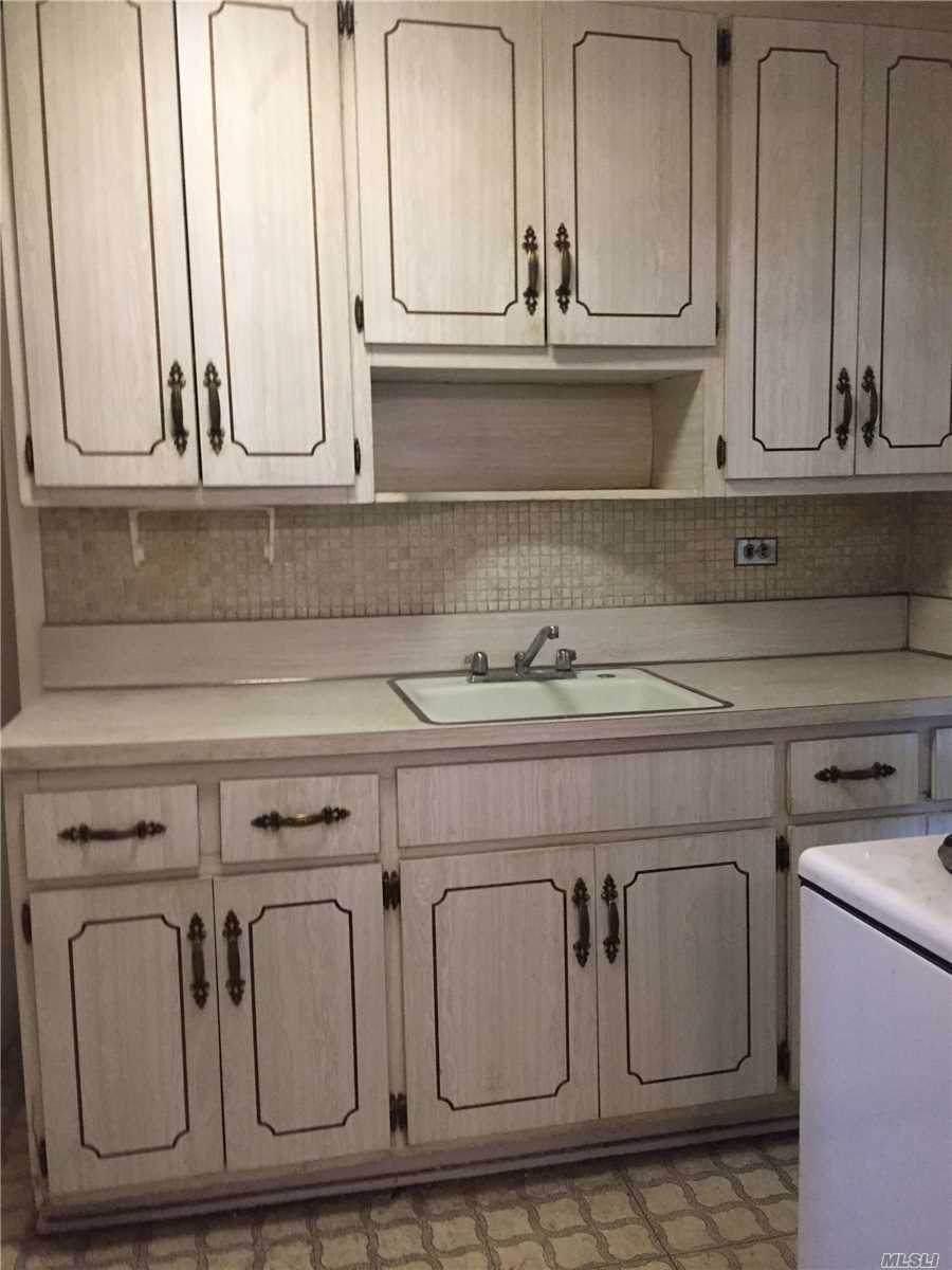 83-85 Woodhaven Boulevard - Photo 1