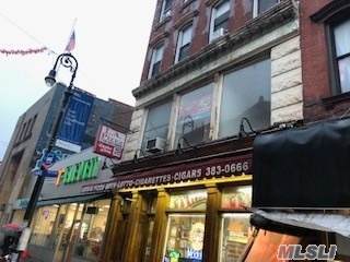 887 Manhattan Avenue - Photo 1