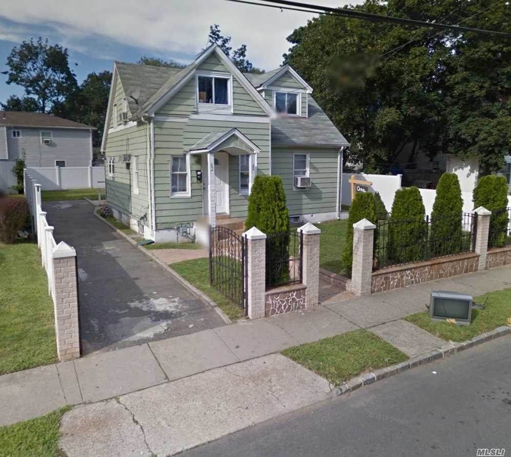 821 Roman Avenue - Photo 1